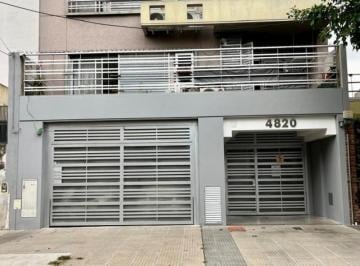 Departamento · 42m² · 2 Ambientes · Super Moderno, con Balcon, Semi Piso, recien Pintado