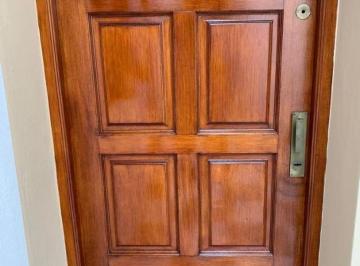 PH de 3 ambientes, Lomas de Zamora · Casa Tipo PH en Venta de 3 Ambientes Completamente Reciclada en Banfield