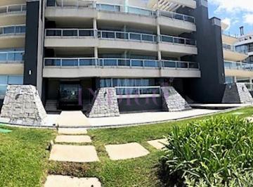 Foto1 · Muy Buen Departamento en Alquiler en Plena Playa Brava.