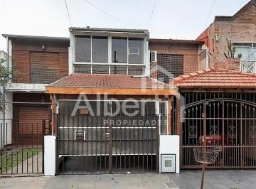 Casa de 3 ambientes, Morón · Venta Haedo Norte. Excelente Dúplex a 4 Cuadras de La Estación.