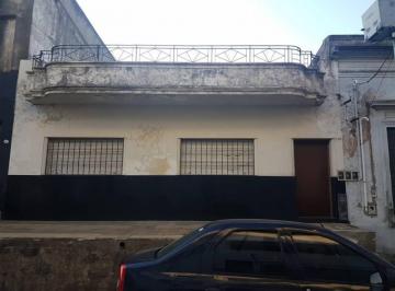 Casa · 120m² · 5 Dormitorios · Amplia Casa con 5 Dorm., Patio y Terraza