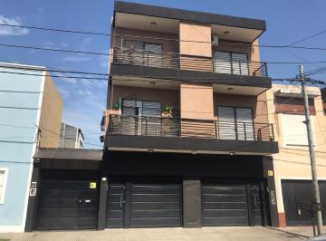 Casa · 103m² · 3 Ambientes · Excelente Casa en Venta en Lomas del Mirador