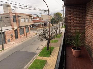 PH · 65m² · 3 Ambientes · Excelente Departamento con Gran Patio Quincho y Lavadero!