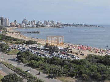 Foto1 · Apartamento en Mansa, 3 Dorm. y Dependencia
