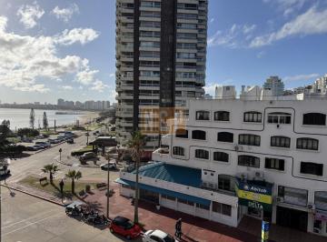 Foto1 · Apartamento en Peninsula, 2 Dorm.