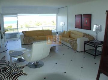 Foto1 · Apartamento en Brava, 4 Dorm.