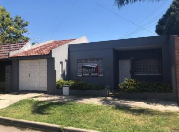 Casa de 4 ambientes, Lomas de Zamora · Casa en Venta 4 Ambientes Banfield