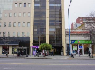 Oficina comercial · 66m² · 1 Cochera · Oficina - Centro