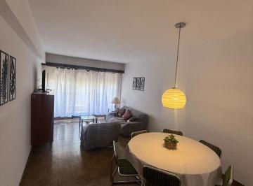 Departamento de 3 ambientes, Mar del Plata · 3 Ambientes con Balcon Saliente. Alquiler Marzo a Diciembre