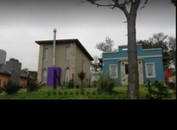 Casa · 170m² · 5 Ambientes · 1 Cochera · Casa en Venta en Mar Azul