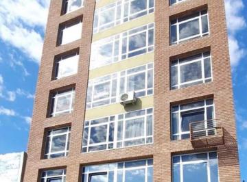Foto · Alberdi (Humberto Primo 900) - Alquiler Oficina 42 m².