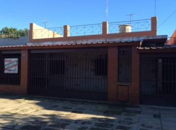 Casa · 110m² · 3 Ambientes · 1 Cochera · Casa en Venta en Lomas del Mirador