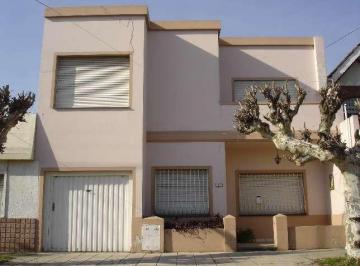 Casa de 4 ambientes, La Matanza · Casa 4 Ambientes con Garage Sobre Lote 8,66 X 26 en Ramos Mejia