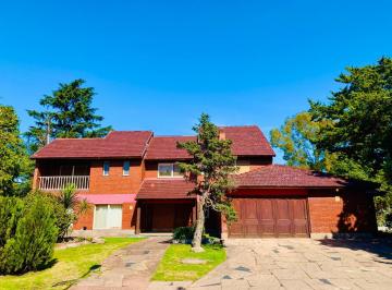 Casa de 12 ambientes, Pilar · Casa. 650 m, Lote 1750, en Country. Opcion Venta de 3 o 2 Lotes, Zona Pilar. Apto Blanqueo