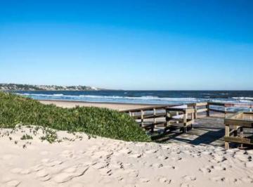 Terreno · 504m² · Venta Espectacular Lote Frente a La Playa Uruguay