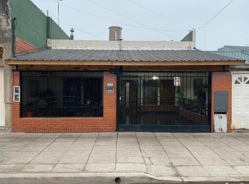 PH de 3 ambientes, La Matanza · Impecable PH 3 Amb Al Frente con Cochera Cubierta