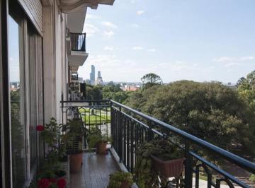 Departamento · 271m² · 7 Ambientes · 2 Cocheras · Piso de Categoría en Recoleta Frente a La Plaza San Martin de Tours, 2 Cocheras y Baulera