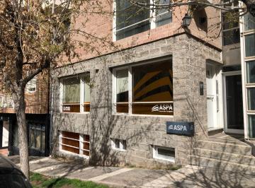 Oficina comercial de 6 ambientes, Neuquén · Oficina Comercial de 150 m² con 5 Privados en Alquiler en Call Castelli Neuquén