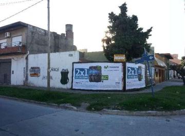 Terreno · 3 Ambientes · Lote Esquina + Local Antesquina + Dpto. 3 Amb. en Venta en Lomas del Mirador