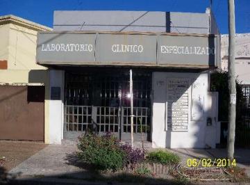 Local comercial · 52m² · 2 Dormitorios · Local a La Calle en Venta en Haedo