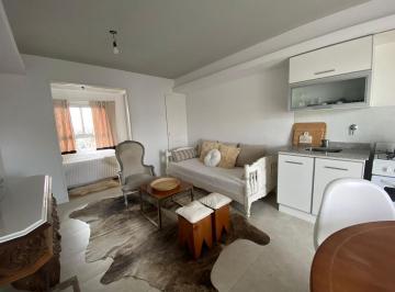 Departamento · 33m² · 2 Ambientes · Venta! Departamento de 2 Amb Al Frente! Haedo Norte!