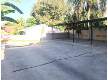 Garage · 9m² · Cocheras en Buena Ubicacion y Precio