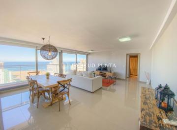 Foto1 · Dos Suites con Vista Brava