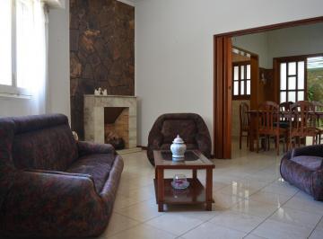 Casa · 144m² · 4 Ambientes · 2 Cocheras · Venta. Casa 3 Dorm.. Altura Mendoza 5900