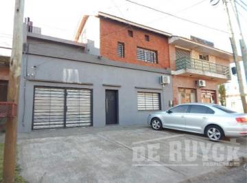 Local comercial · 226m² · 4 Ambientes · Local con Vivienda en Venta en Quilmes Oeste