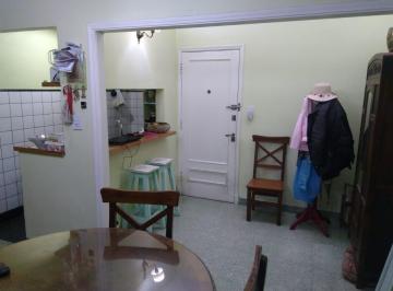 Departamento de 3 ambientes, Avellaneda · PH Sobre Av Hipolito Yrigoyen Sin Expensas