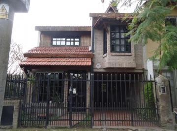 Casa de 4 ambientes, Morón · Casa PH en Venta en Castelar Sur