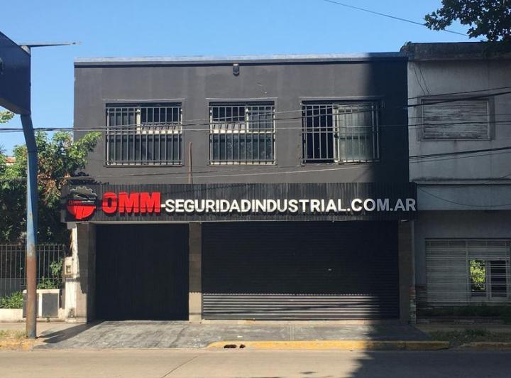Local comercial · 650m²