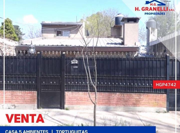 Casa · 110m² · 5 Ambientes · 3 Cocheras