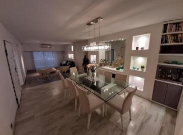 Departamento de 4 ambientes, Barrio Norte · Aguero y Av Santa Fe - Piso de 190 m² - Cochera - Impecable Estado