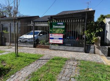 Casa de 7 ambientes, Almirante Brown · Casa Ideal 2 Familias, a 500 m de Centro de Adrogue.