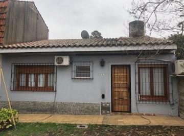 Casa · 54m² · 3 Ambientes · Casa PH en Venta Cond en Victoria