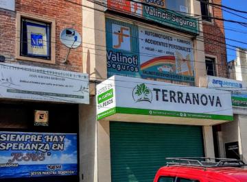 Oficina comercial de 2 ambientes, Pilar · Oficina Amplia 2 Plantas a m de Panamericana Km.54!