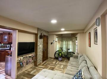 Casa · 453m² · 3 Dormitorios · 1 Cochera · Cf743 - Casa en Venta Z/ Av Aguado y Av Chacabuco