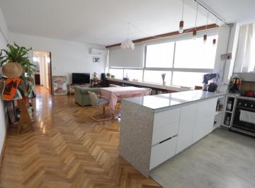 Departamento · 76m² · 3 Ambientes · Piso Alto, Luminoso, Vista Abierta, Excelente Planta, Buen E