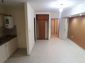 Departamento · 30m² · 1 Ambiente · 1 Cochera · Caseros: Alquilo Ndepartamento Monoambiente en Planta Baja Al Frente Muy Amplio con Cochera F: 6346