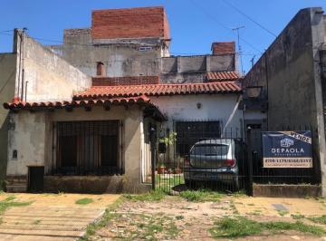 Casa · 75m² · 3 Ambientes · 1 Cochera · Gran Oportunidad! Casa en Lote Propio de 3 Ambientes