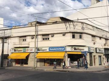 Oficina comercial · 145m² · 6 Ambientes · Oficina en Venta en Ramos Mejia Sur