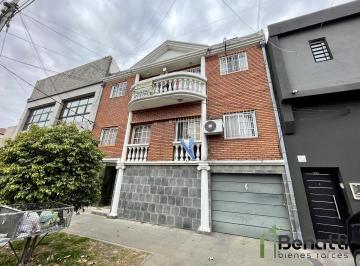 Departamento · 38m² · 2 Ambientes · Dpto 2 Ambientes Al Frente en 2do Piso por Escalera.