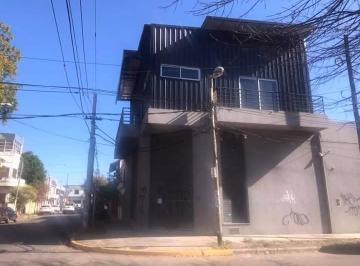 Local comercial , Quilmes · Excelente Local en Venta Apto Varios Destinos en Quilmes!