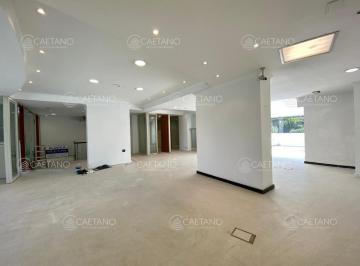 Foto1 · Local Comercial Sobre Roosevelt
