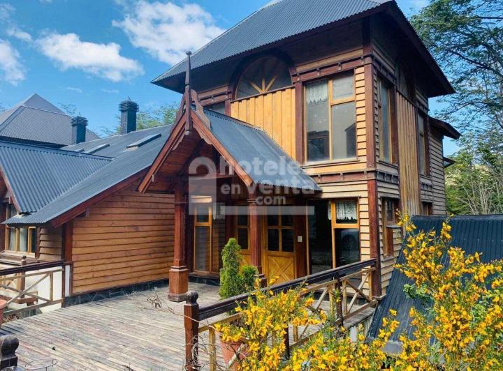 Hotel · 831m²