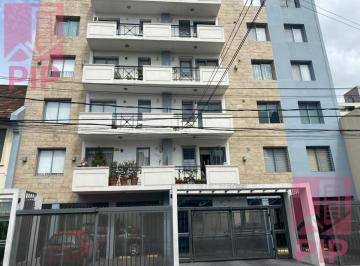 Departamento · 98m² · 4 Ambientes · 2 Cocheras · Departamento en Venta en Haedo
