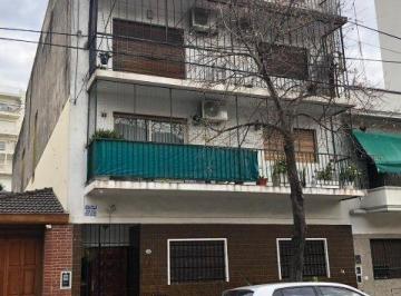 Departamento de 3 ambientes, Mataderos · Excelente Dto PH de Tres Ambientes en El Centro de Mataderos