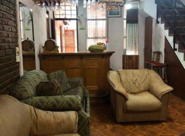 Casa de 6 ambientes, Morón · Casa PH en Venta en Moron Centro