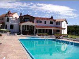 Casa · 8200m² · 19 Dormitorios · Casa - La Cumbre
